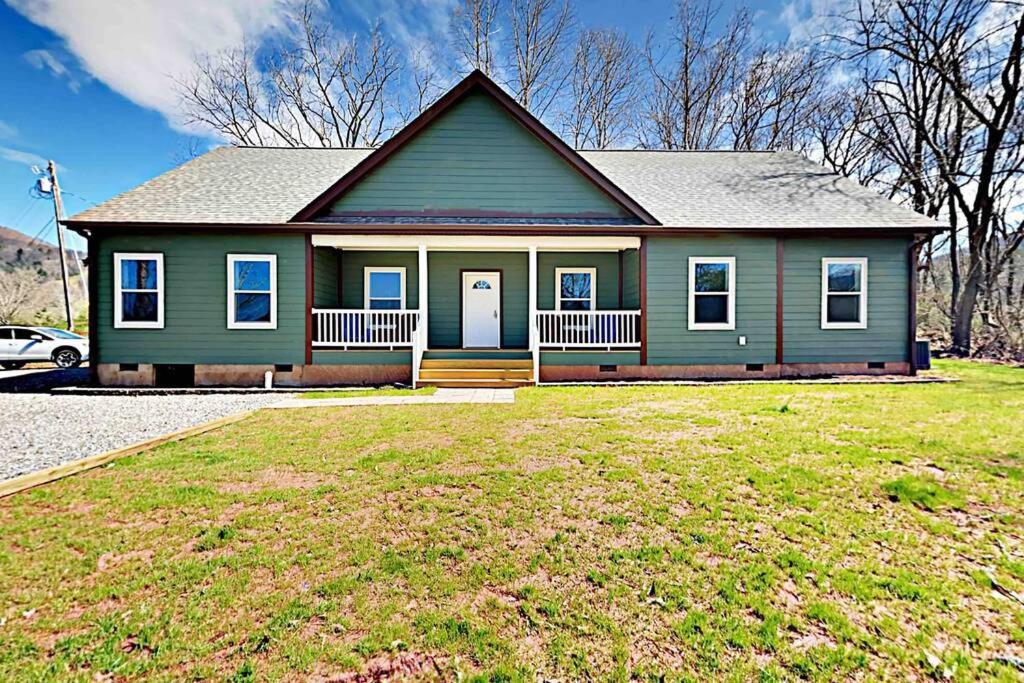 Serenity Views Comfort - Close To City & Parkway! Weaverville Exterior foto