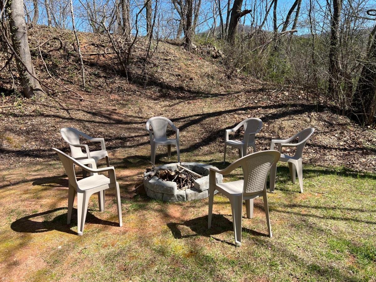 Serenity Views Comfort - Close To City & Parkway! Weaverville Exterior foto